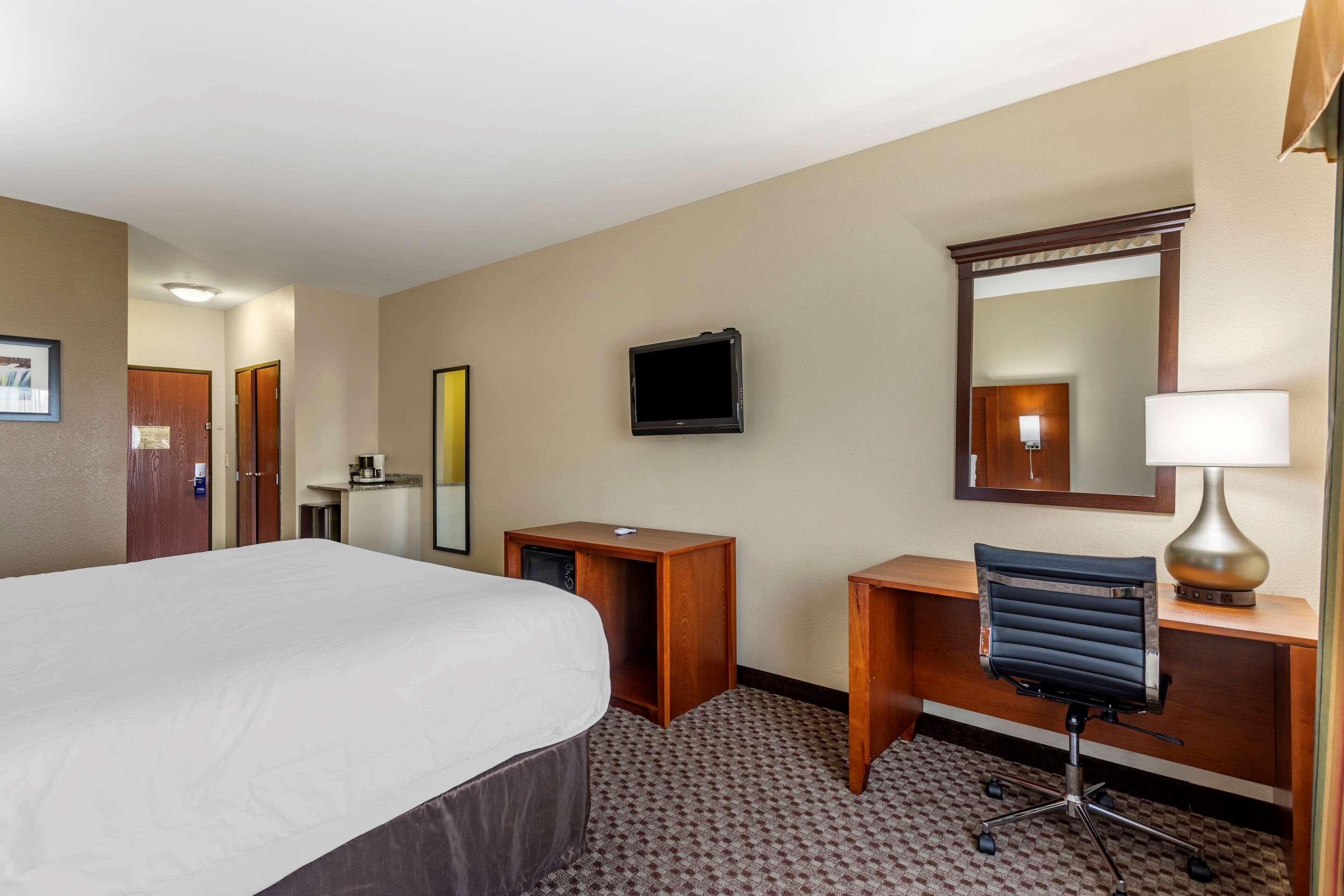 Comfort Inn & Suites Carbondale University Area Εξωτερικό φωτογραφία