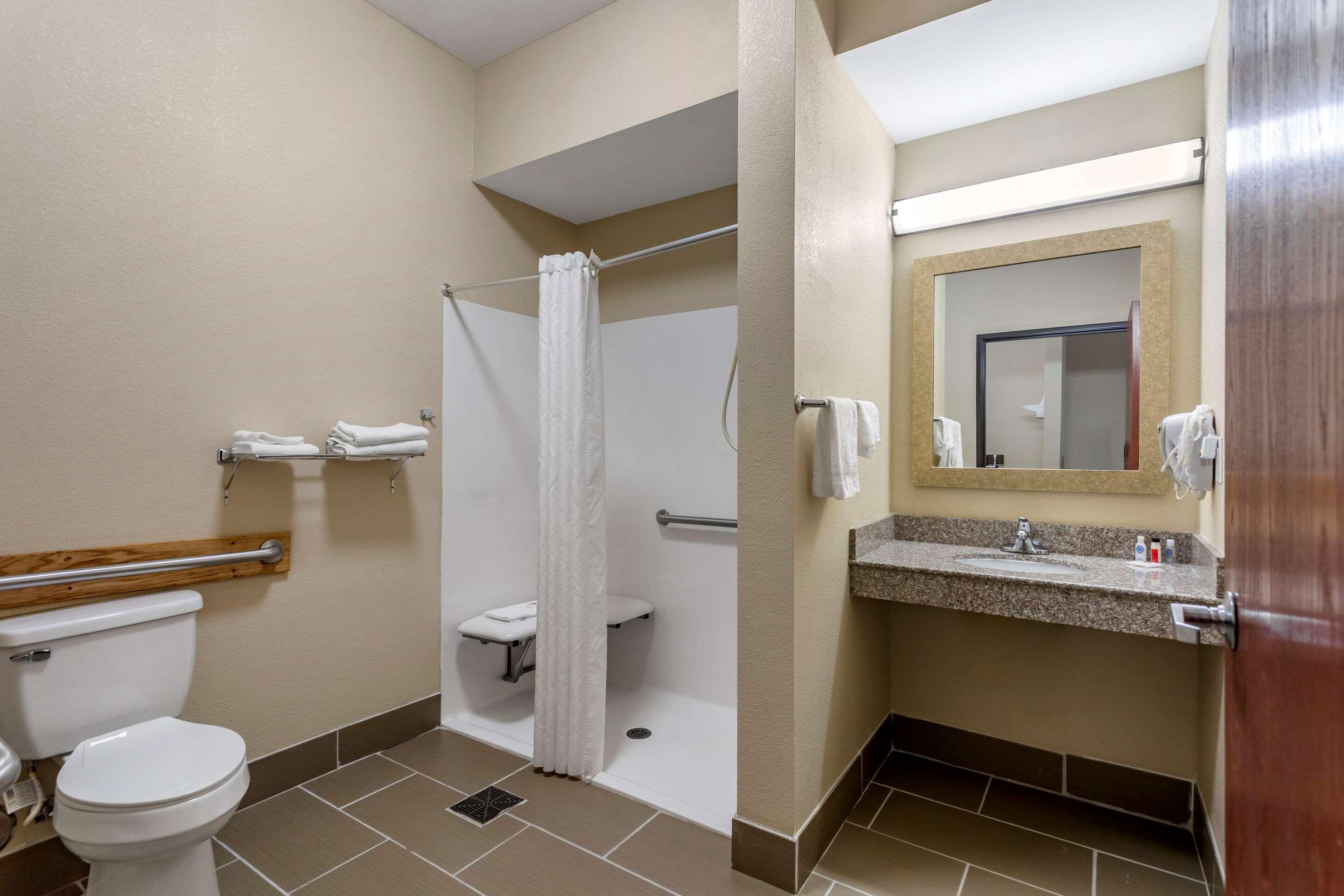 Comfort Inn & Suites Carbondale University Area Εξωτερικό φωτογραφία