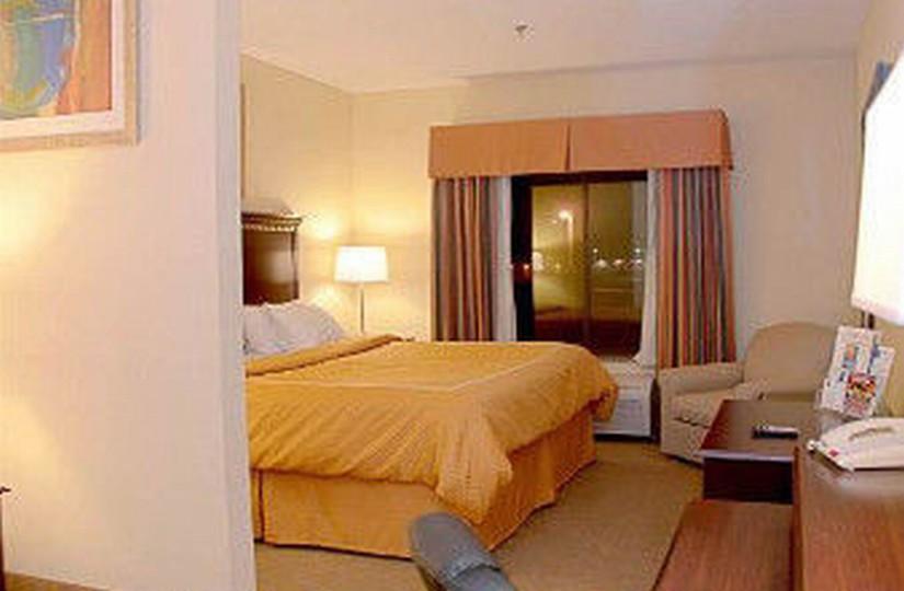 Comfort Inn & Suites Carbondale University Area Εξωτερικό φωτογραφία
