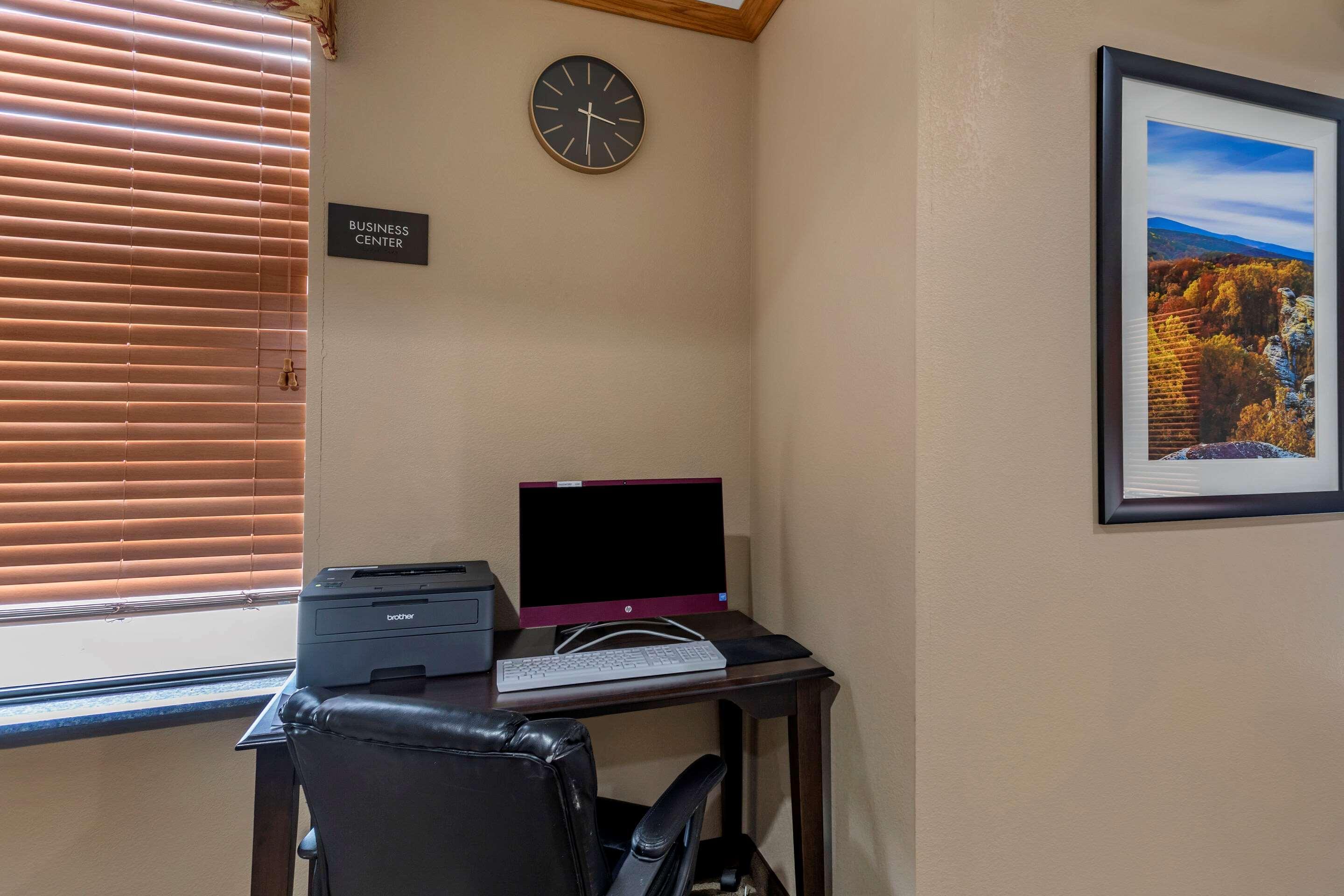 Comfort Inn & Suites Carbondale University Area Εξωτερικό φωτογραφία